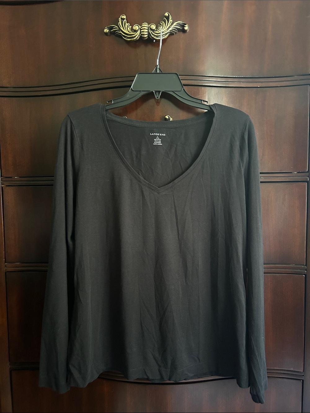 Lands' End Black V-Neck Long Sleeve Tee